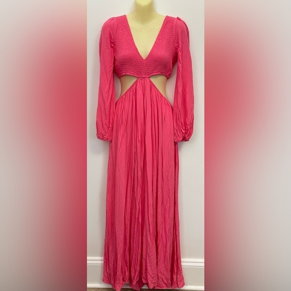 NWT VICI Pink Long Sleeve Smocked Bodice Gown size S - Picture 1 of 8
